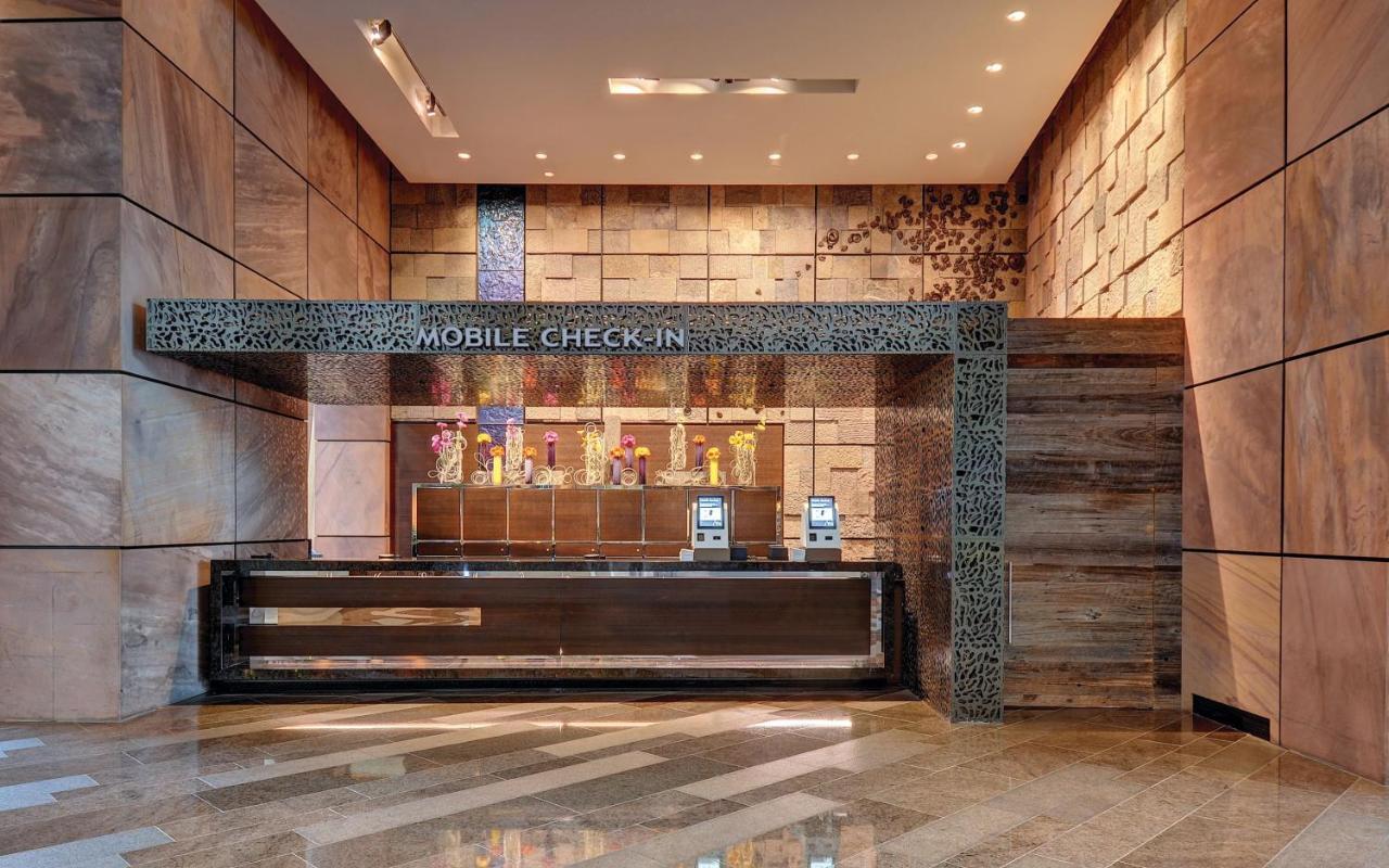แอเรียรีสอร์ทแอนด์คาซิโน ลาสเวกัส ภายนอก รูปภาพ Mobile check-in counter at the airport