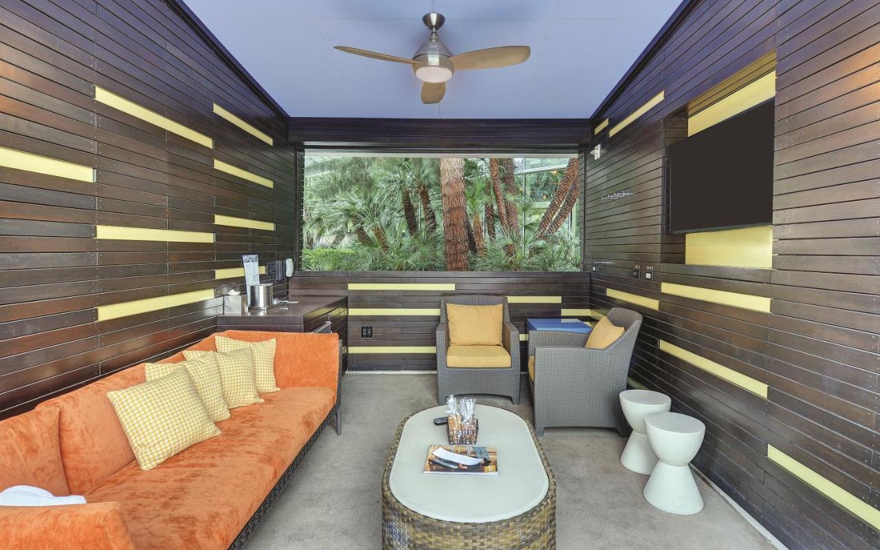 แอเรียรีสอร์ทแอนด์คาซิโน ลาสเวกัส ภายนอก รูปภาพ The interior of a cabana at the Fontainebleau